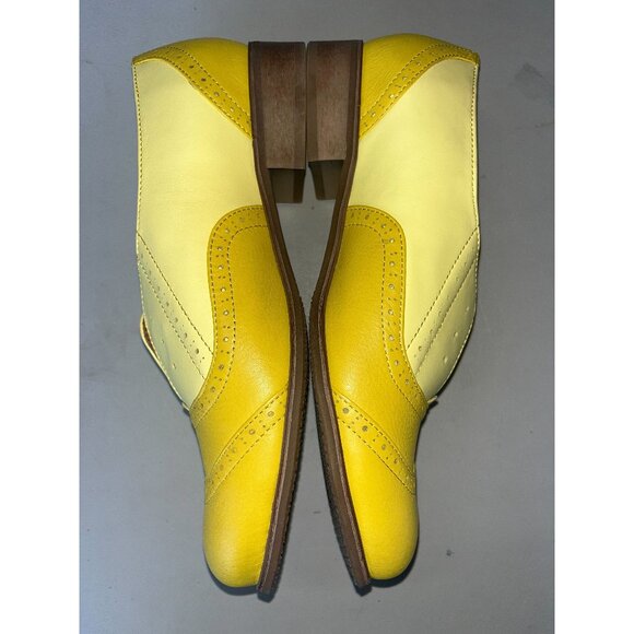 Pershing - Women's laceless oxford shoes in yellow leather - Picture 3 of 5